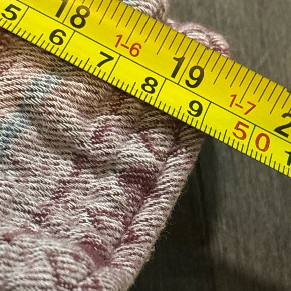 Multicolor Patterned Button-Up Shirt - Picture 6 of 7